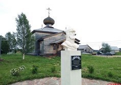 Памятник Александру Невскому в Варзуге