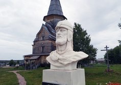 Памятник Александру Невскому в Варзуге