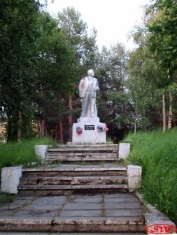 Памятник В.И.Ленину в Кандалакше