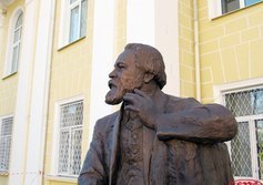 Памятник М.М. Ипполитову-Иванову в Гатчине