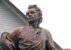 Памятник Оресту Кипренскому в Нежново