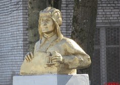 Памятник З.Г. Колобанову в Новом Учхозе