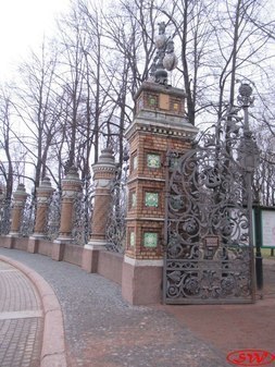 Кованая ограда Михайловского сада