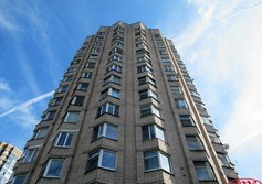 «Дом-стакан» на Седова, 58