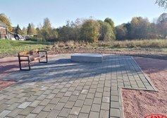 Памятник воинам-землякам в пос. Токари