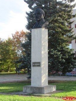 Бюст В.И. Ленина в Подпорожье