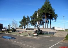 Мемориал «Братское кладбище» и Вечный огонь в Подпорожье