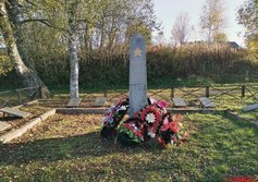 Братское захоронение советских воинов в с. Шеменичи