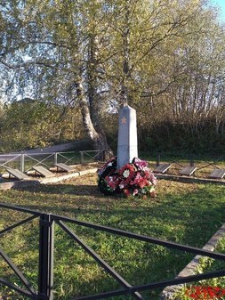 Братское захоронение советских воинов в с. Шеменичи