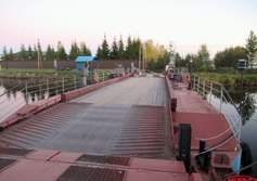 Понтонный мост через Онежский канал