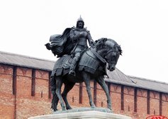 Памятник Дмитрию Донскому в Коломне