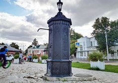 Шевлягинская бассейка на площади Шевлягиной