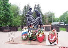 Воинское кладбище у Скорбященской церкви в Клину