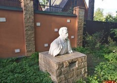 Бюст Максима Горького в Клязьме