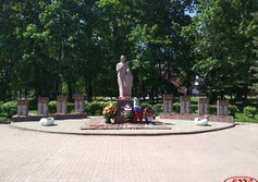 Памятник «Скорбящая мать» в Саввино