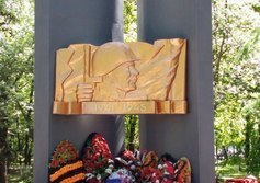 Обелиск Славы в сквере Победы