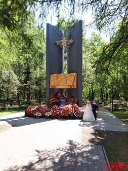 Обелиск Славы в сквере Победы