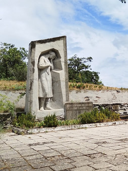 Памятник погибшим в стихийном бедствии 09.07.1967