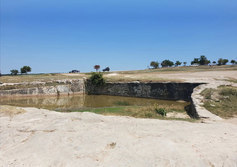 Остатки водосборного бассейна на Чуфут-Кале