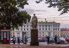 Флора Фарнезская в Александровском саду