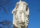 Флора Фарнезская в Александровском саду