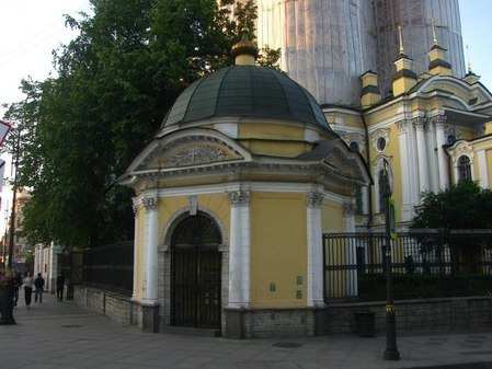 Часовня Владимирского собора (южная)