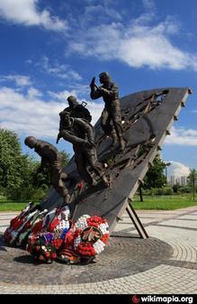 Памятник «Бойцам спецназа России» в Санкт-Петербурге