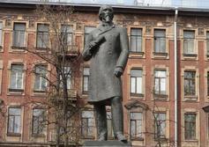 Памятник Н.А. Некрасову в Некрасовском саду