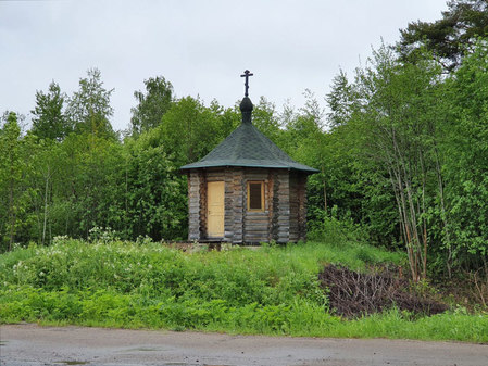Часовня Петра и Павла в д. Вехручей
