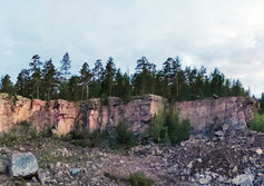 Карьер по добыче шокшинского малинового кварцита