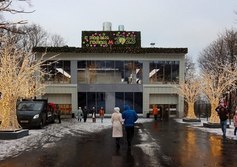 Эскалаторная галерея на Воробьевых Горах