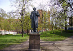 Памятник Максиму Горькому в Выборге