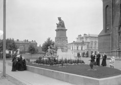 Памятник Микаэлю Агриколе в Выборге