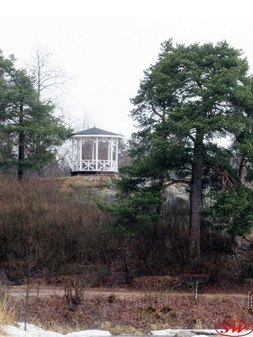 Чайная беседка в парке Монрепо