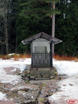 Источник «Нарцисс» в парке Монрепо