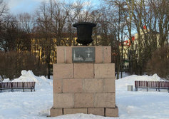 Памятный знак на месте кафедрального собора в Выборге