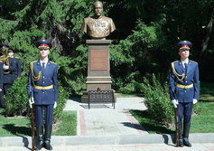 Бюст Михаила Галкина-Враского в Троицкой пустыне
