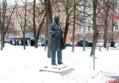 Памятник В.Д. Спасовичу