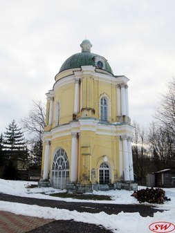 Угловая башня-библиотека в Троицкой пустыне
