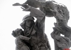 Памятник «Пожарным и спасателям» в Санкт-Петербурге