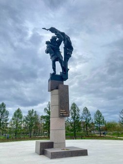 Памятник «Пожарным и спасателям» в Санкт-Петербурге