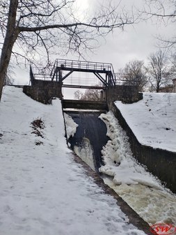 Мост-плотина Орловского пруда