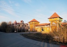 Русская деревня «Шуваловка»