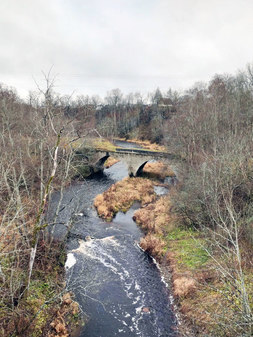 Старинный арочный мост в Васильково