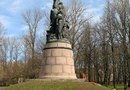 Памятник героям Краснодона в Санкт-Петербурге
