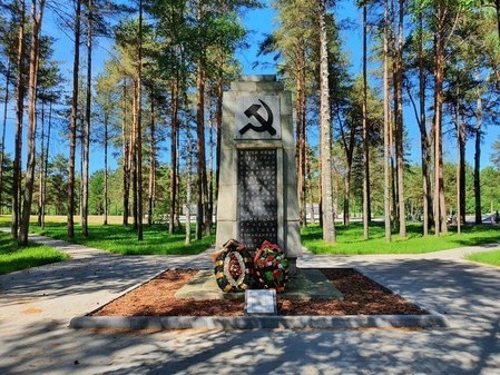 Памятник замученным в 1919 году