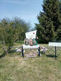 Памятник расстрелянным жителям Заречья (Кингисепп)