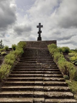 Крест Петровским гренадерам в Кингисеппе