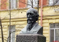 Бюст Н.А. Некрасова на Литейном проспекте