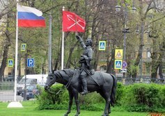 Памятник А.В. Суворову у Музея А.В. Суворова